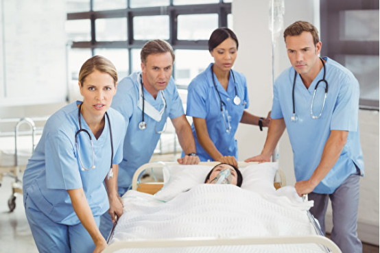 去国外治疗脑胶质瘤