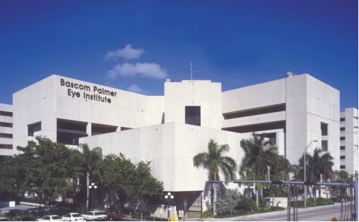 美国治疗黄斑变性最好的医院